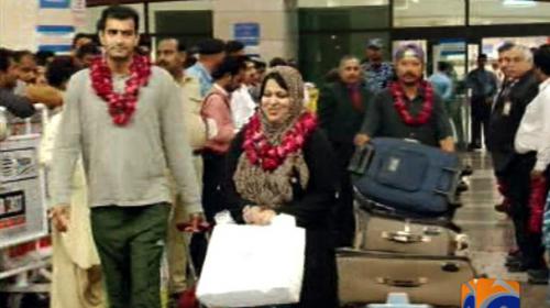 119 Pakistanis rescued by PNS Aslat reach Lahore