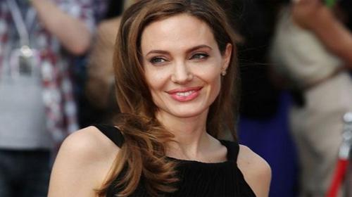 Aetna, Cigna balk as Angelina effect spurs genetic cancer testing