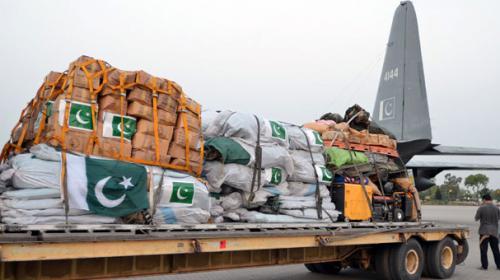 Pakistani aircraft reach quake-hit Nepal as death toll tops 2,000