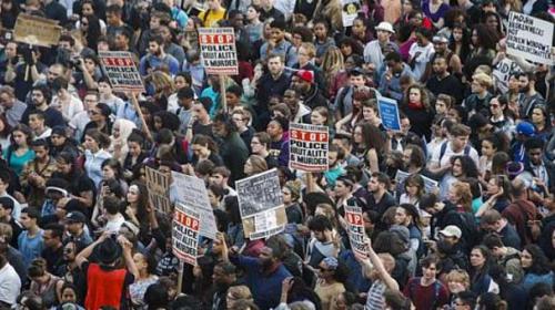Thousands protest in US over police injustices