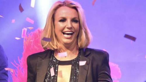 Britney Spears cancels shows after onstage fall