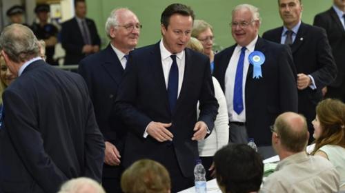 David Cameron set to return: exit poll