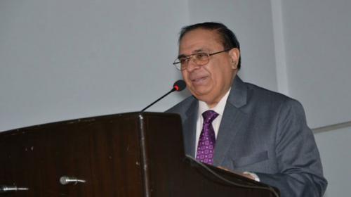 Dr Atta asks PM to order probe into Axact scandal