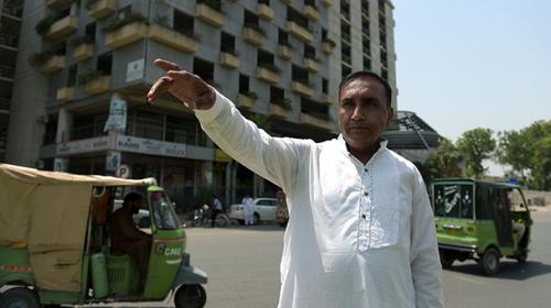 Pakistani hero driver still traumatised by 2009 attack