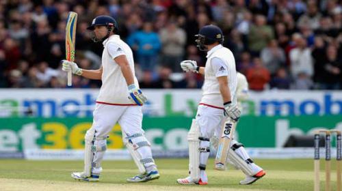 Cook breaks Gooch's England Test runs record