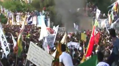 Blast at pro-Kurdish party rally injures several in Turkey