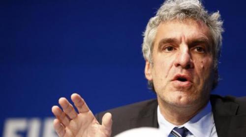 Top official leaves FIFA as EU urges Blatter to go now