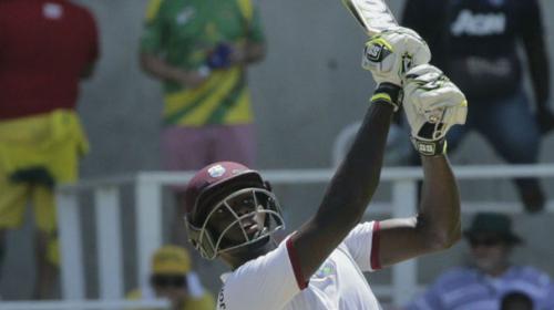 Holder saves Windies from follow-on, Aussies build lead