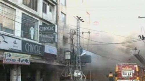 Fire engulfs Lahore superstore