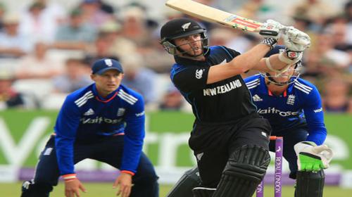 Williamson stars again in New Zealand´s 349-7 against England