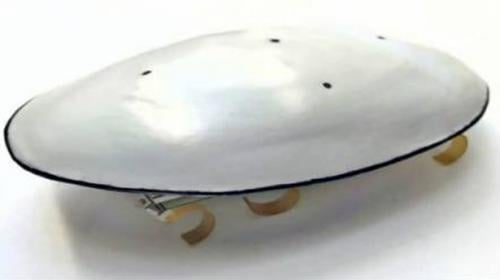 Cockroach robot uses shell to overcome obstacles