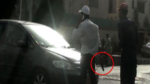 Gun-toting Karachi youngster spreads terror on DHA street 