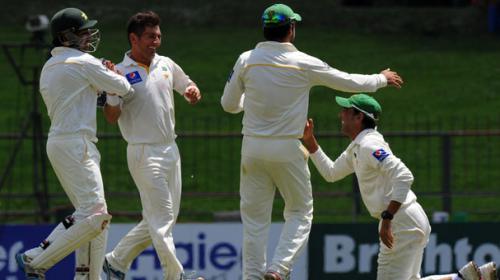 Karunaratne, Yasir light up final Test