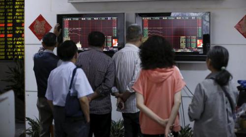China stock market freezing up as sell-off gathers pace