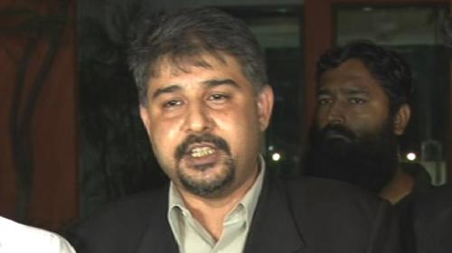 MQM hits back at PTI, files FIR application against Imran