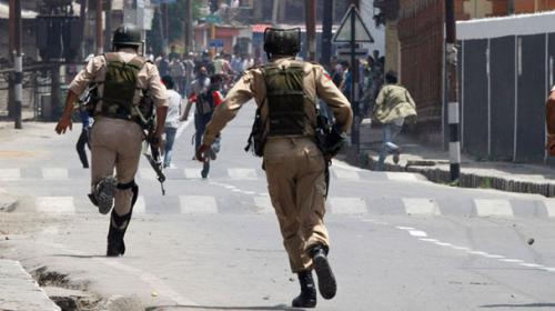 Indian soldiers gun down three youths in Occupied Kashmir 