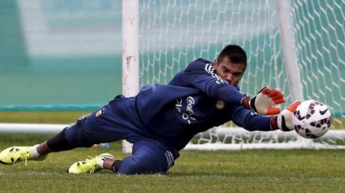 Argentine goalkeeper Romero joins Man Utd