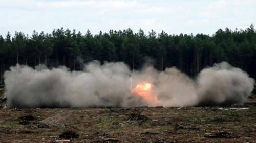 Russian airforce helicopter crashes, killing one