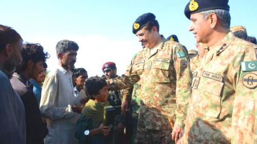 COAS visits Layya for rescue, flood relief operation