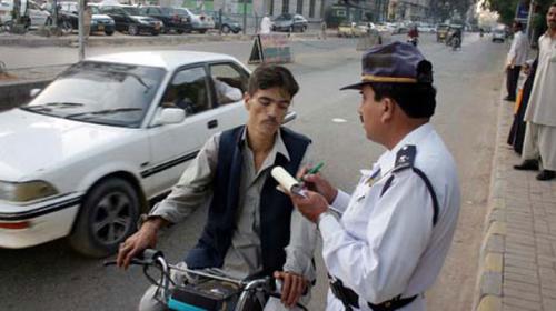 Sindh to punish traffic law violators with up to 4 years jail 