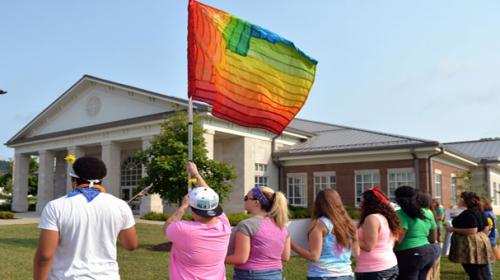 US clerk fights order to issue gay marriage licenses