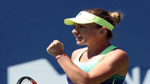 Halep beats Errani to reach WTA Toronto final