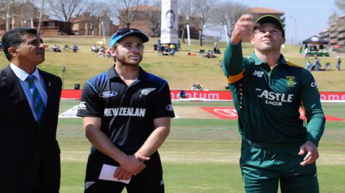New Zealand bowl in first ODI against South Africa