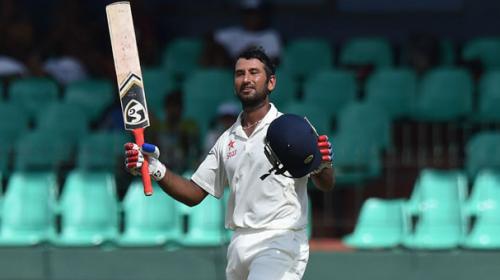 Pujara´s comeback ton lifts India