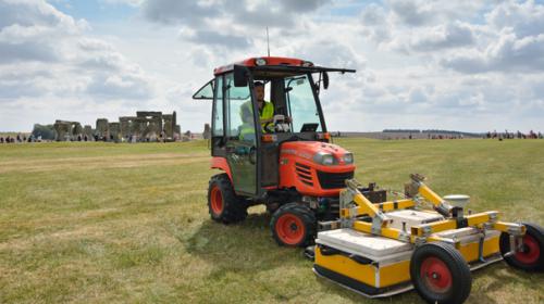 Stonehenge archeologists find huge neolithic site