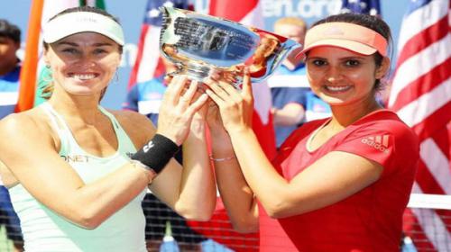 Sania, Hingis win US Open women´s doubles title