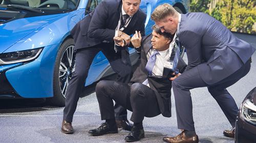 BMW boss faints at auto show press conference