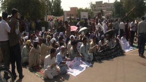 Patients suffer as paramedical staff continue protest at Jinnah Hospital 