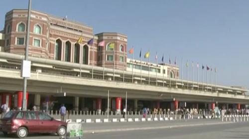 Hajis begin arriving home, first flight lands in Lahore