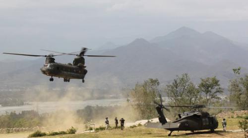 US conducts Kunduz air strike after Taliban assault: NATO