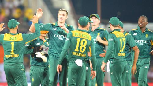 De Kock, Morkel power South Africa to 2-1 lead in India