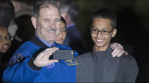 White House welcomes Muslim teen falsely accused of making a bomb
