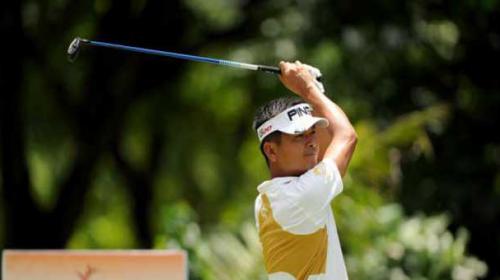 Lin breezes to lead, but gales tarnish second round