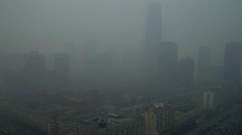Beijing to shut 2,500 firms this year to fight pollution