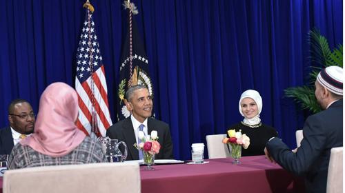 Obama, in mosque visit, says an attack on Islam is an attack on all faiths
