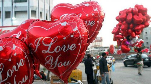 Valentine’s Day bans: Resolution passed in Peshawar; no sea bathing in Karachi