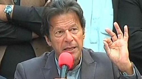 Imran asks political leaders to pay taxes, lead by example