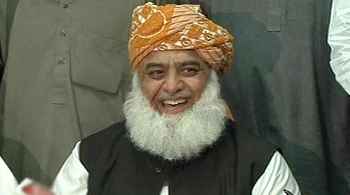 Fazl threatens to topple govt over women protection bill issue