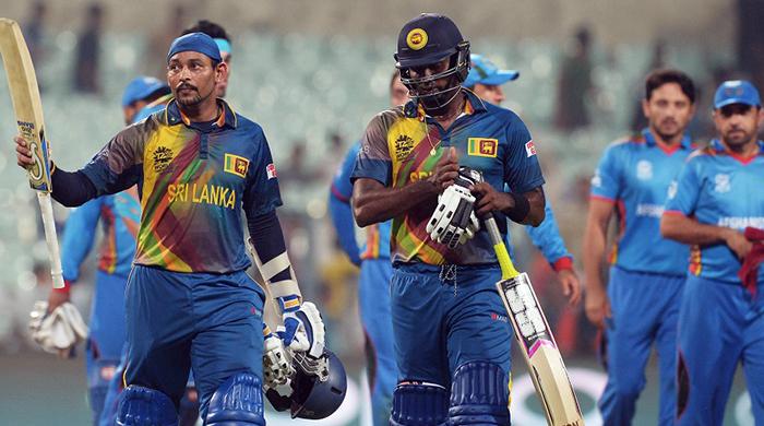 Dilshan gives defending champs SL winning start in WT20