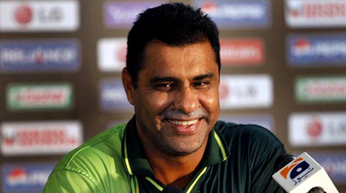 Waqar slams Moin in report to PCB