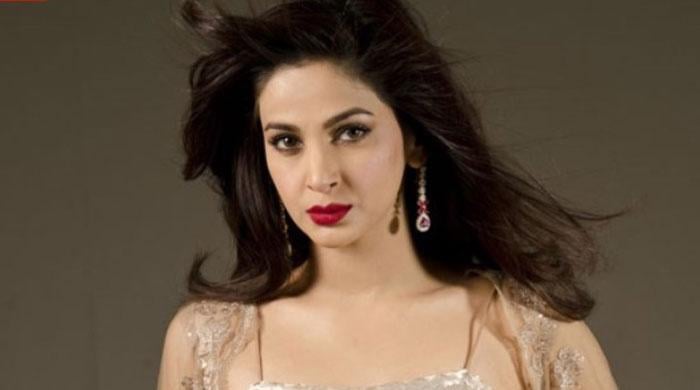 Saba Qamar to star next to Irrfan Khan in Bollywood debut