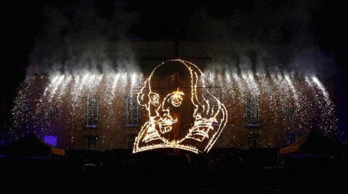 Helicopters overhead as British actors bring Hamlet to Kabul