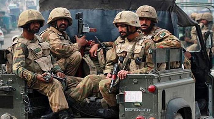 Army troops tighten noose around Chhotu gang