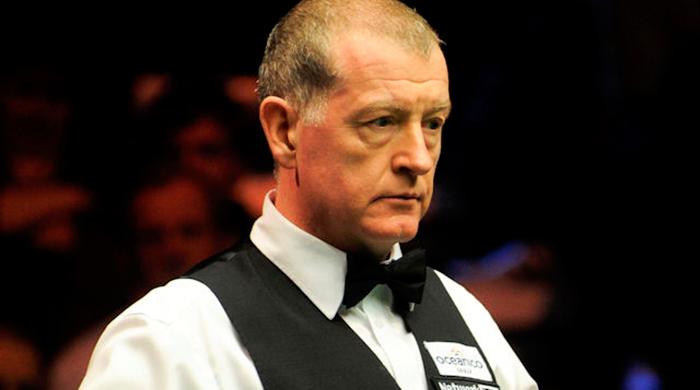 Former snooker world champion Steve Davis retires