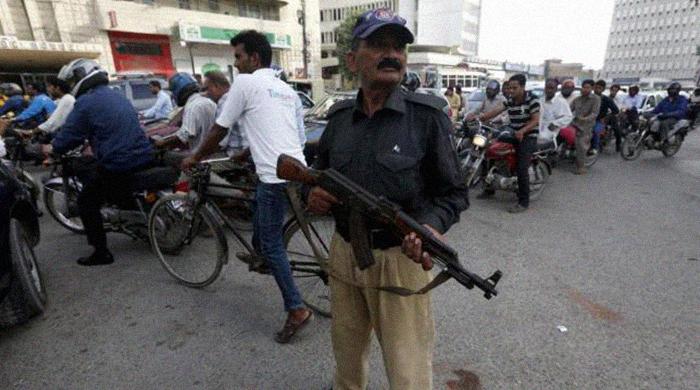 Police arrest Al Qaeda operative in Karachi