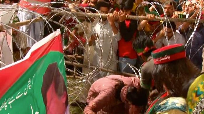 Imran Khan apologises for women harassment at F-9 Park rally